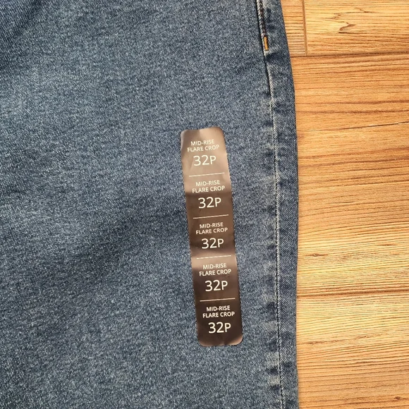 J. Crew Jeans Womens 32P Blue Mid-Rise Flare Crop NEW - Picture 4 of 9